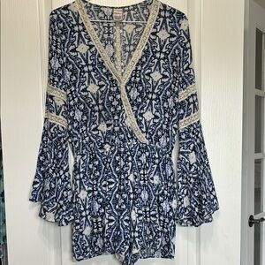 L*Space | Revolve Brand Navy Blue V-Neck Billowy Sleeve Romper, Women’s Medium